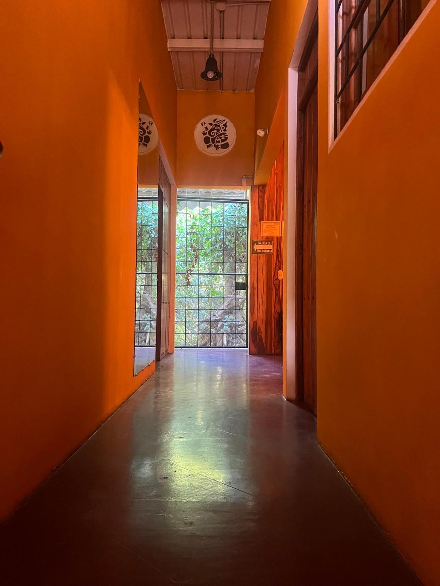 Buena Onda Backpackers Hotel San Juan del Sur Exterior photo