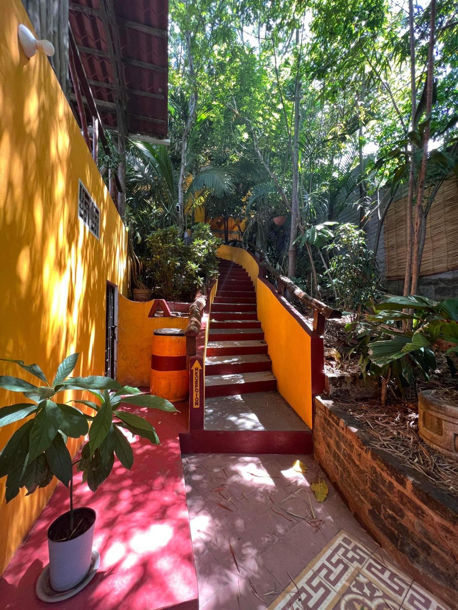 Buena Onda Backpackers Hotel San Juan del Sur Exterior photo