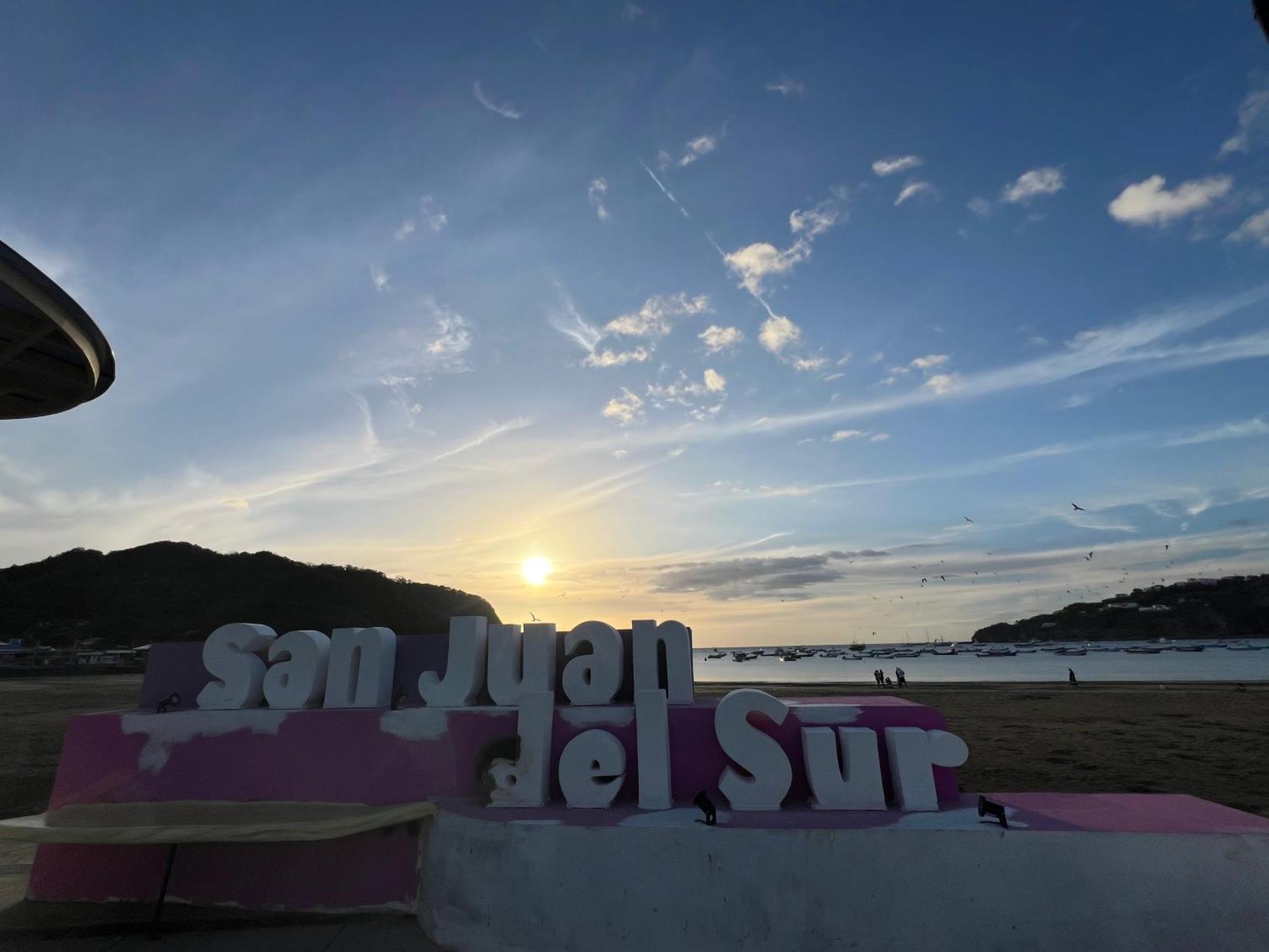 Buena Onda Backpackers Hotel San Juan del Sur Exterior photo